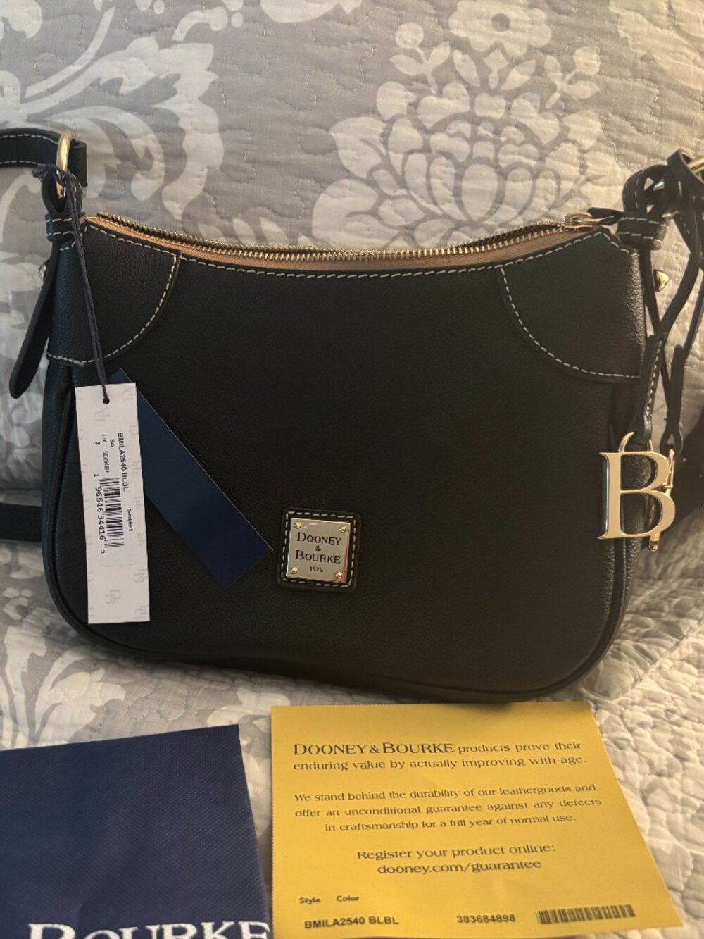 NWT Dooney & Bourke Crossbody Hobo 22 black
